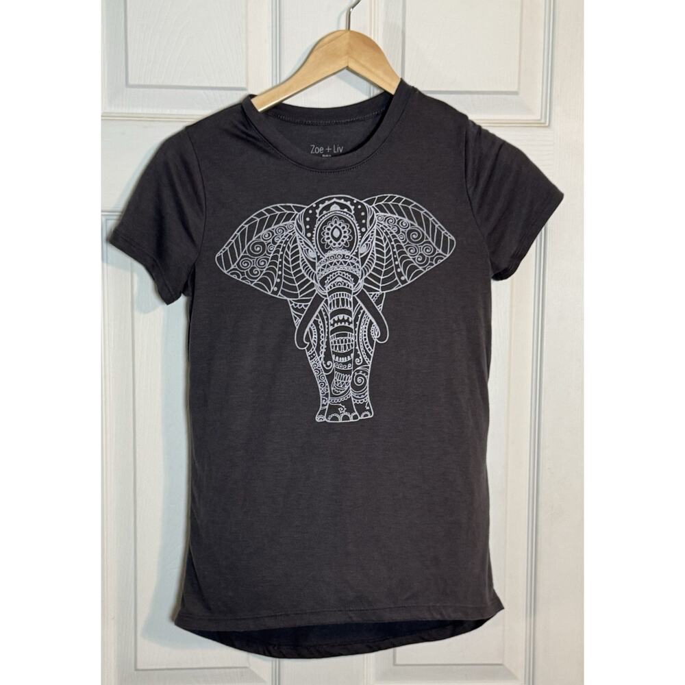 🩵🩵Zoe + Liv Women's Gray T Shirt With Elephant Detail, Small🩵🩵